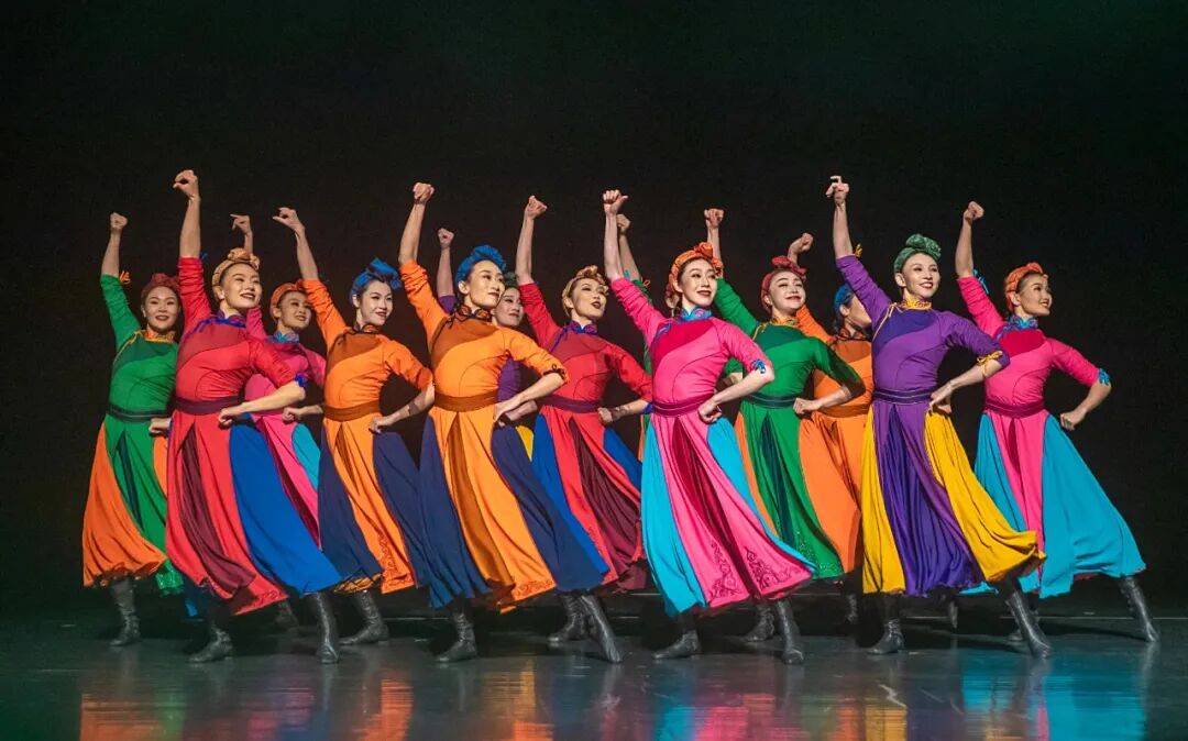 我區文藝創作領域喜訊頻傳，碩果累累展時代新貌